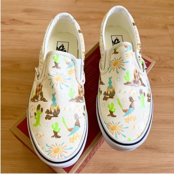 Vans Classic Slip-On Get Outdoor
Marshmallow Women 9.0 US Mens 7.5 US - Picture 7 of 11